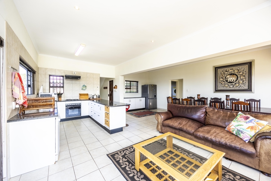4 Bedroom Property for Sale in Cintsa East Eastern Cape